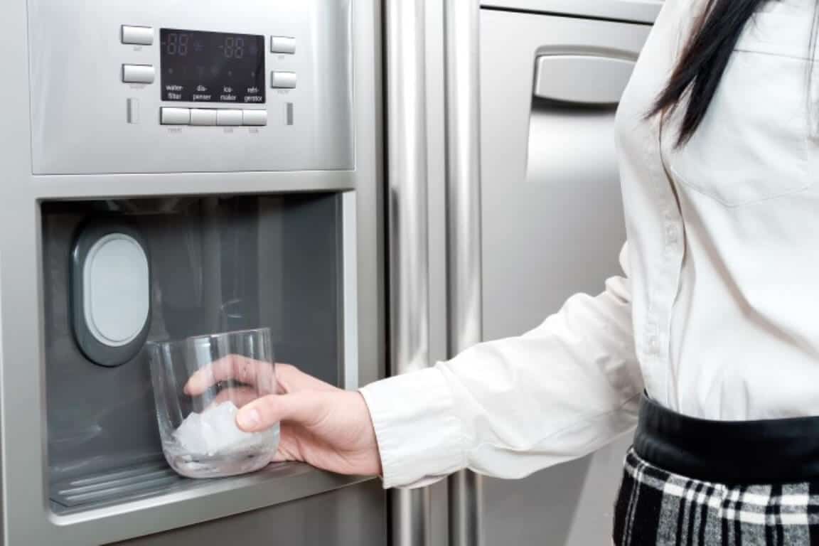 whirlpool side by side refrigerator ice maker not making ice